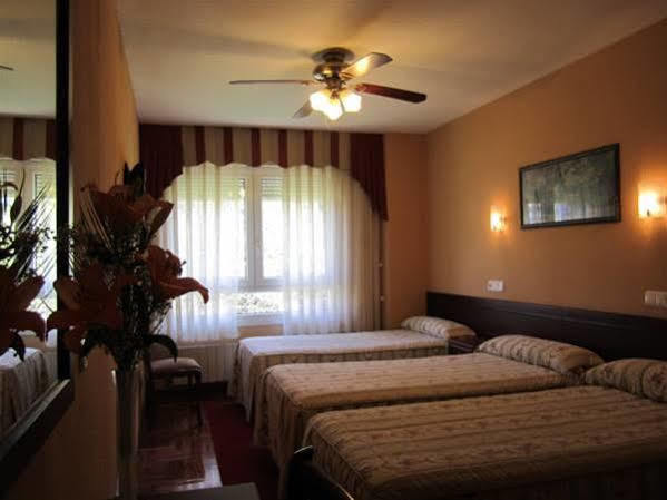 Hotel Bahia กิฮอน ภายนอก รูปภาพ